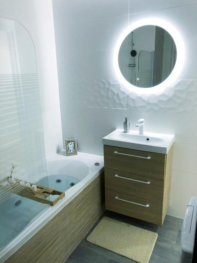 Le Raffine-Parking Prive-Proche Frontiere Bale Apartment Saint-Louis  Ngoại thất bức ảnh